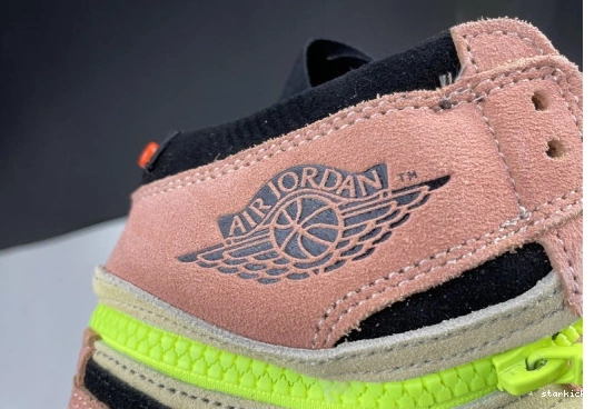 CW6576-800 CW6576-800 Switch High 1 Peach Jordan Air 1116